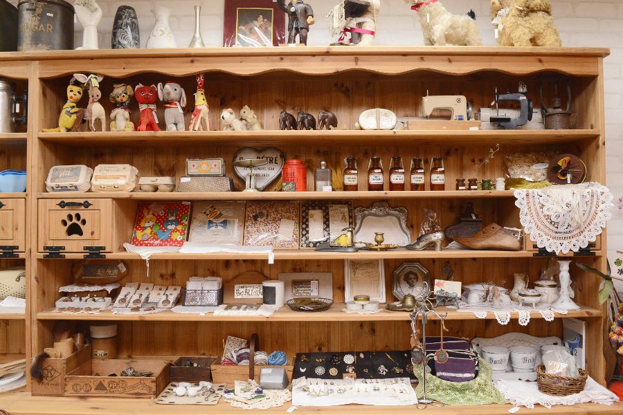 物語を感じるかわいい小物がズラリ★